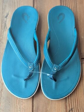 OluKai Ho'opio Ocean Blue Women's Flip-Flop Sandals